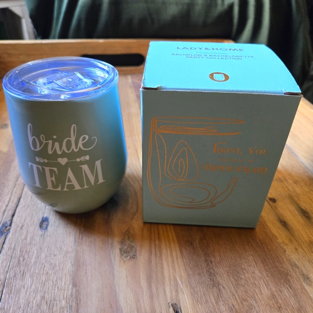💖 Team Bride Sage Wine Tumbler – New in Box-Bridesmaid Gift Thermal-Cup & Lid